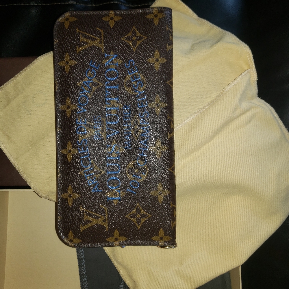 Louis Vuitton Wallet